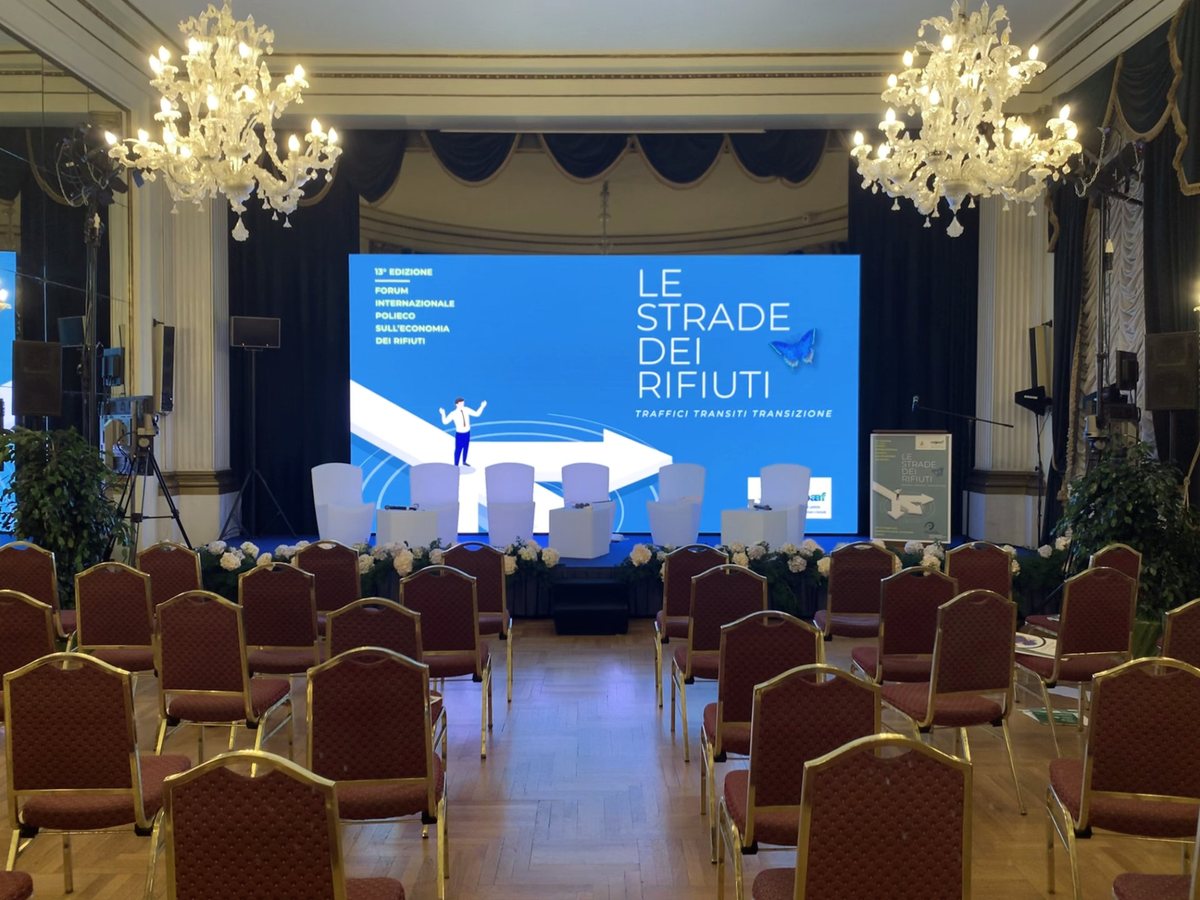 Ledwall Mosaiko installato per Congresso Polieco Napoli