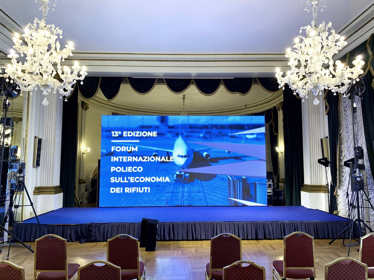 Ledwall Mosaiko installato per Congresso Polieco Napoli