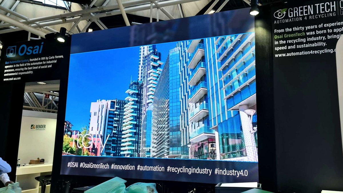 Ledwall Mosaiko installato per E-tech Bologna