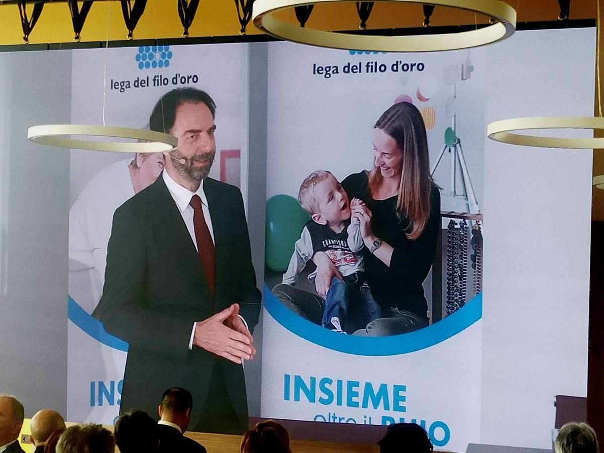 Ledwall Mosaiko installato per LEGA DEL FILO D'ORO — Pres. Mattarella Osimo — 4