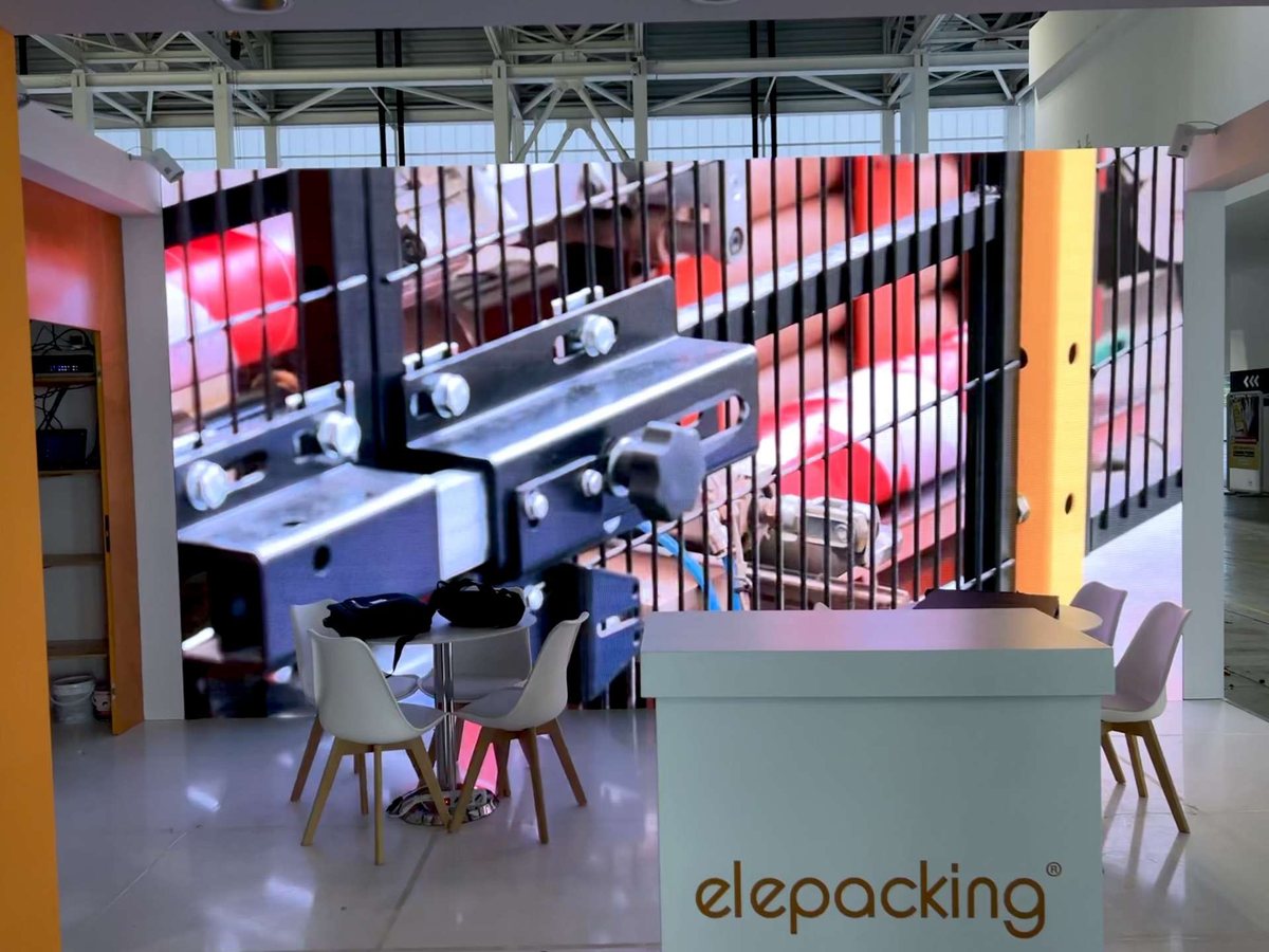 Ledwall Mosaiko installato per Marca Bologna — 2